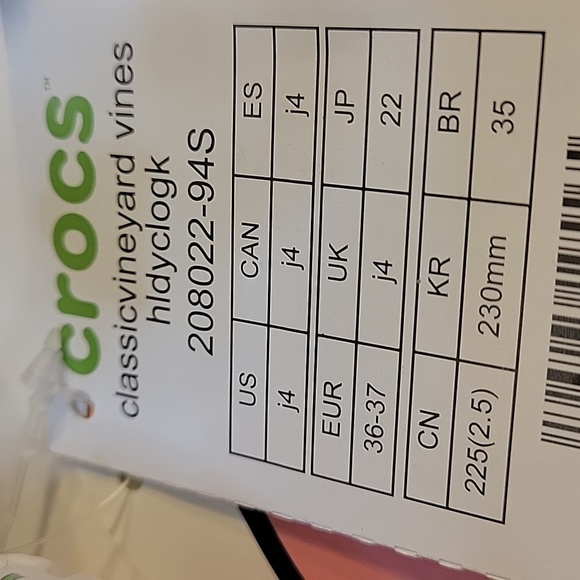 CROCS x Vineyard Vines HOLIDAY CHRISTMAS PATCHWORK CLOGS Size J4 - Picture 15 of 16